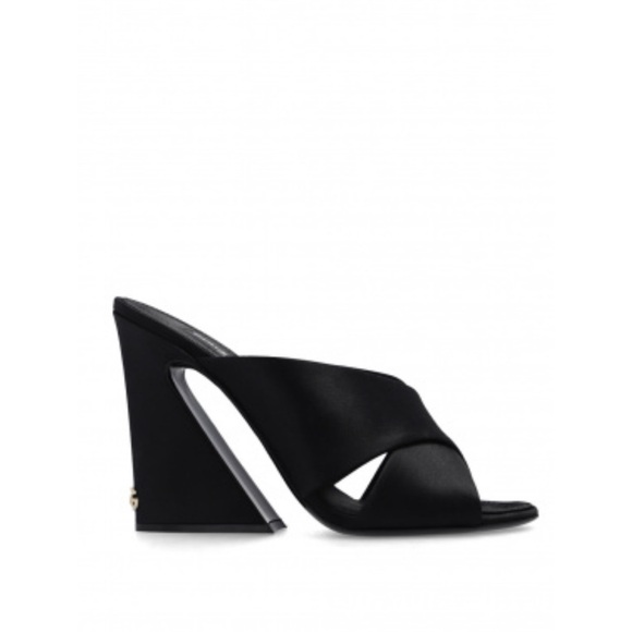 Dolce & Gabbana Kiara 105 Black Slides - Picture 8 of 15